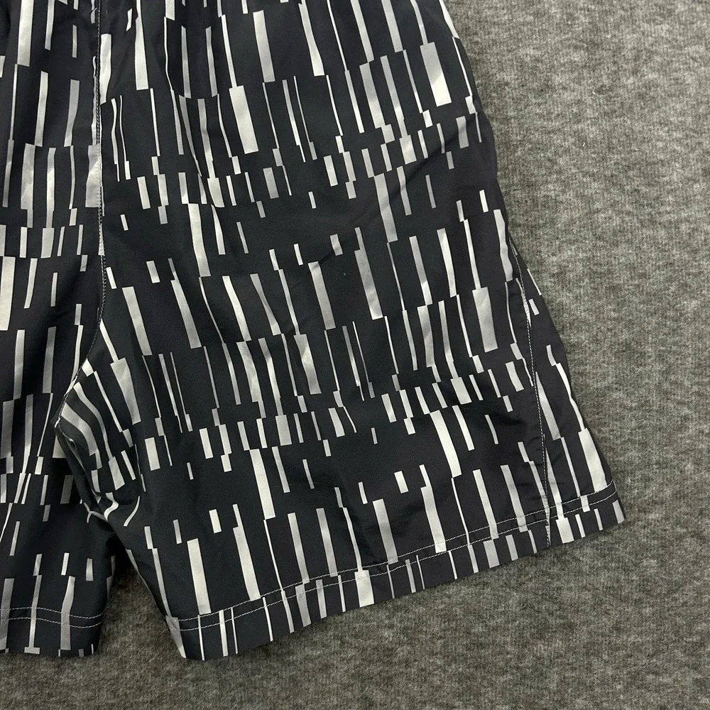 Under Armour Shorts Mens Large Geometric Gray Heatgear Gym Workout Lined 7" READ - Picture 10 of 16